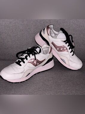 Saucony Shadow 6000 Sneakers